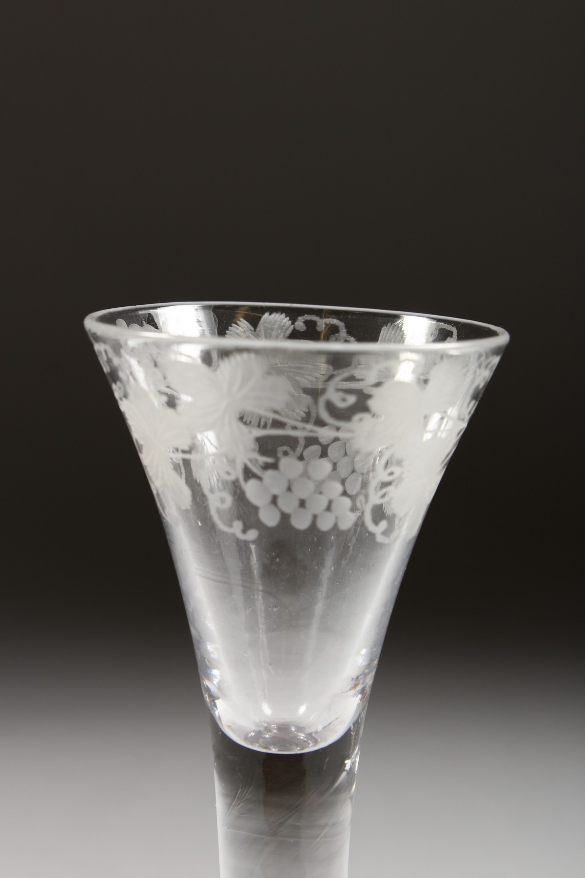 A GEORGIAN WINE GLASS with tapering bowl engraved with fruiting vines, plain stem. 6.5ins high. - Image 3 of 8