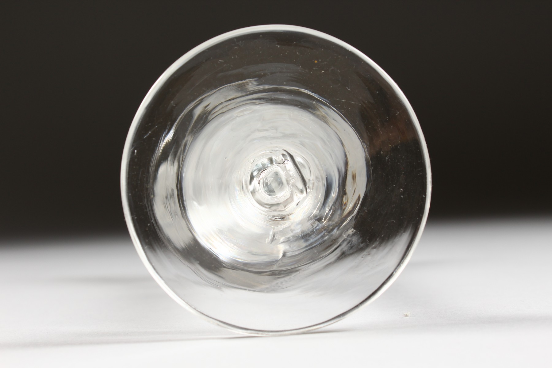 A VERY GOOD JACOBITE WINE GLASS, the trumpet bowl engraved with a rose and leaves, with an air twist - Image 5 of 5