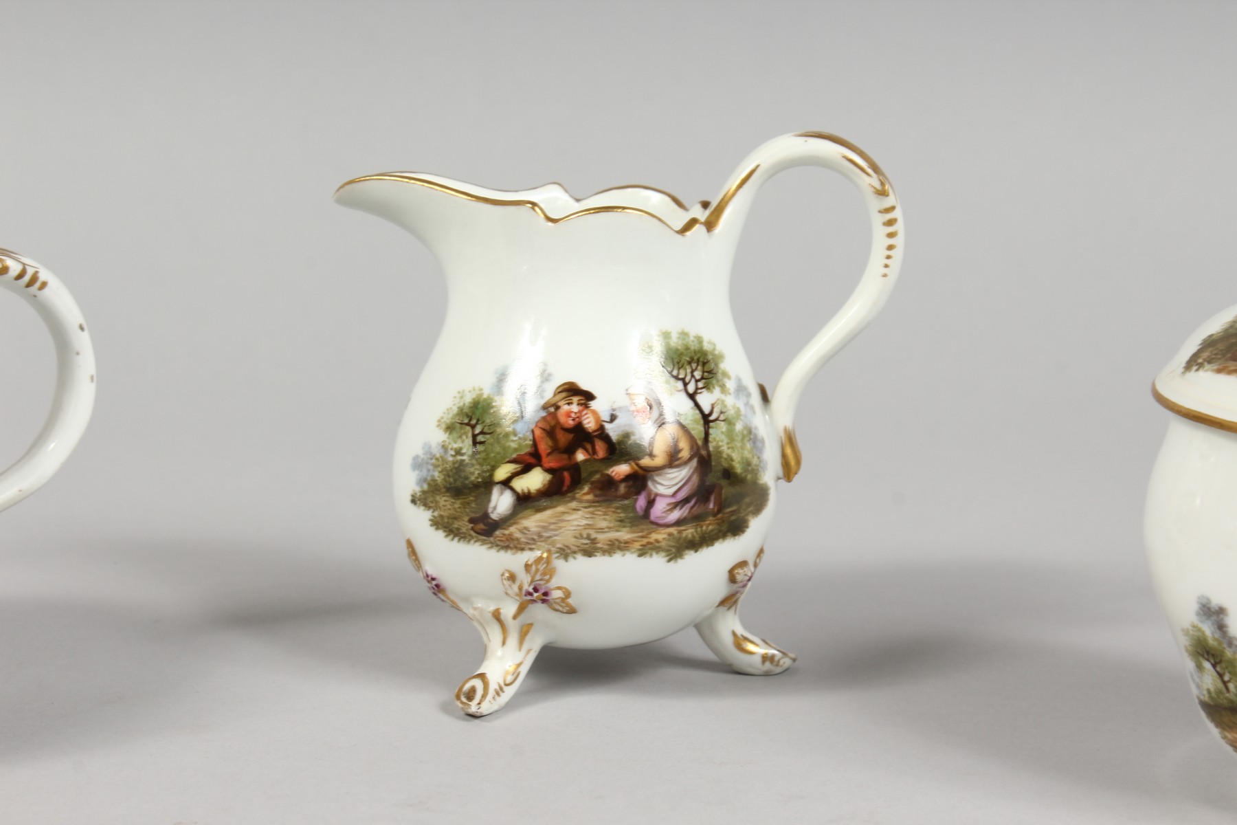 A SUPERB 18TH CENTURY MEISSEN PORCELAIN FOUR PIECE CABARET SET, with oval tray, teapot and cover, - Image 8 of 15