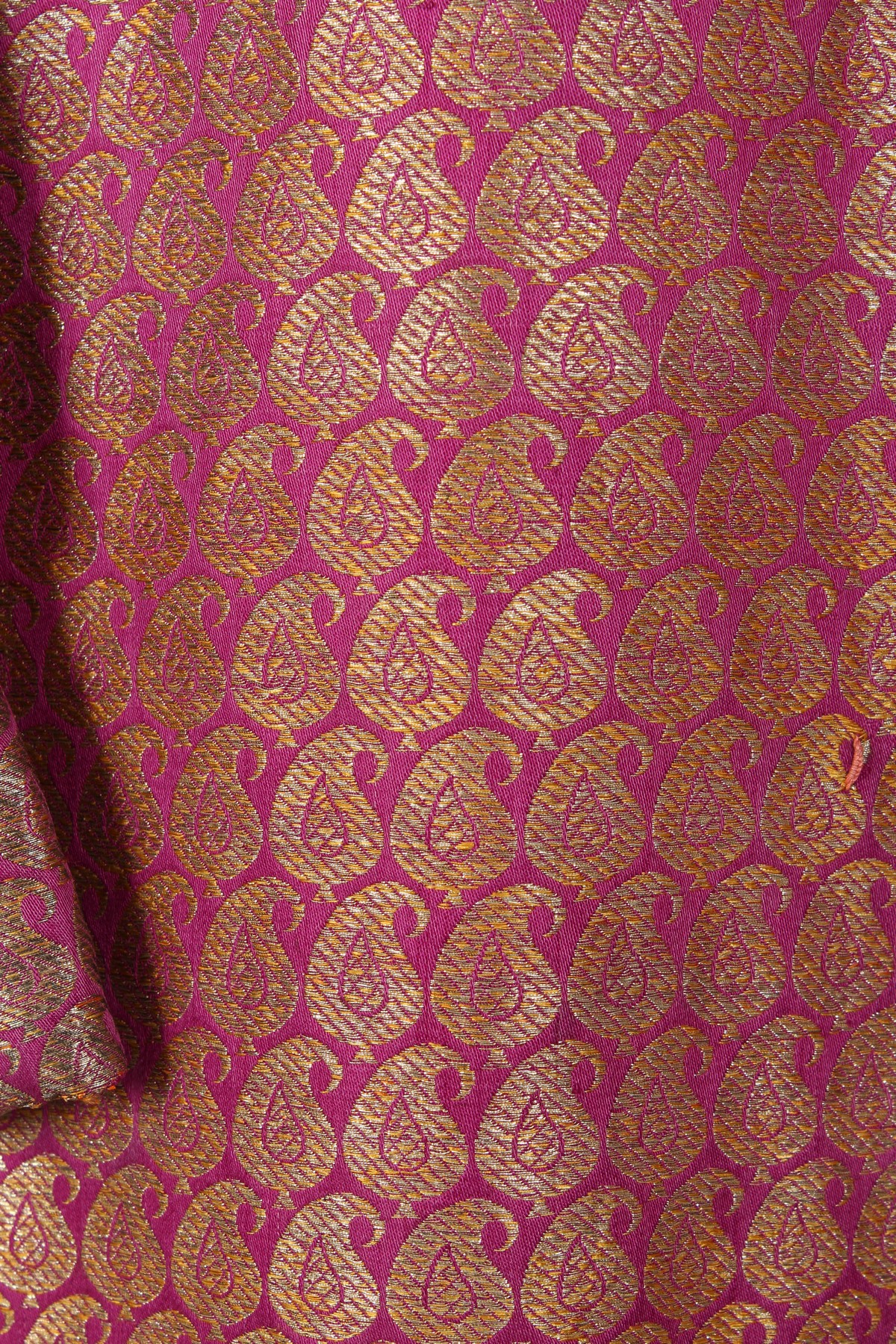 A GOOD INDIAN HOUSECOAT, purple ground with allover gilt thread Boteh design. 3ft 4ins. - Image 4 of 11