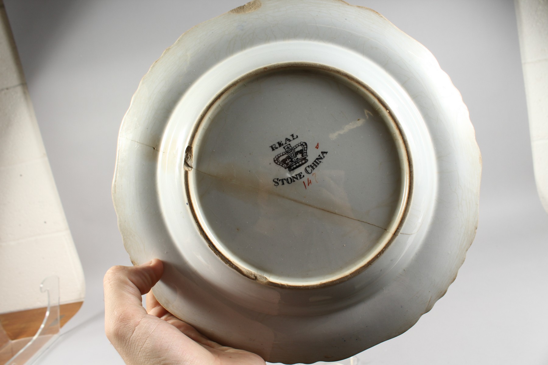 THREE LATE 19TH CENTURY IRONSTONE SOUP BOWLS (AF). 10.5ins diameter. - Image 5 of 8