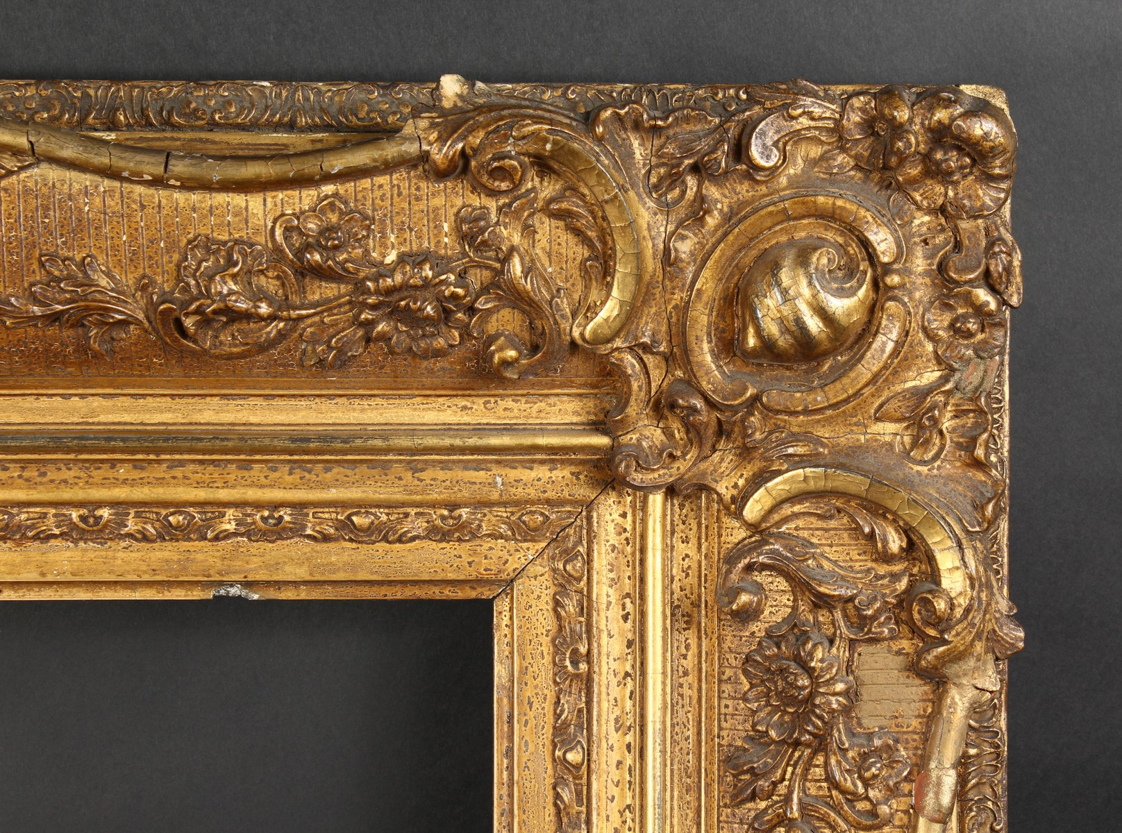 19th Century French Gilt Composition Frame. 20.75" x 15.5" - 52.75cm x 39.5cm. (Rebate Size)