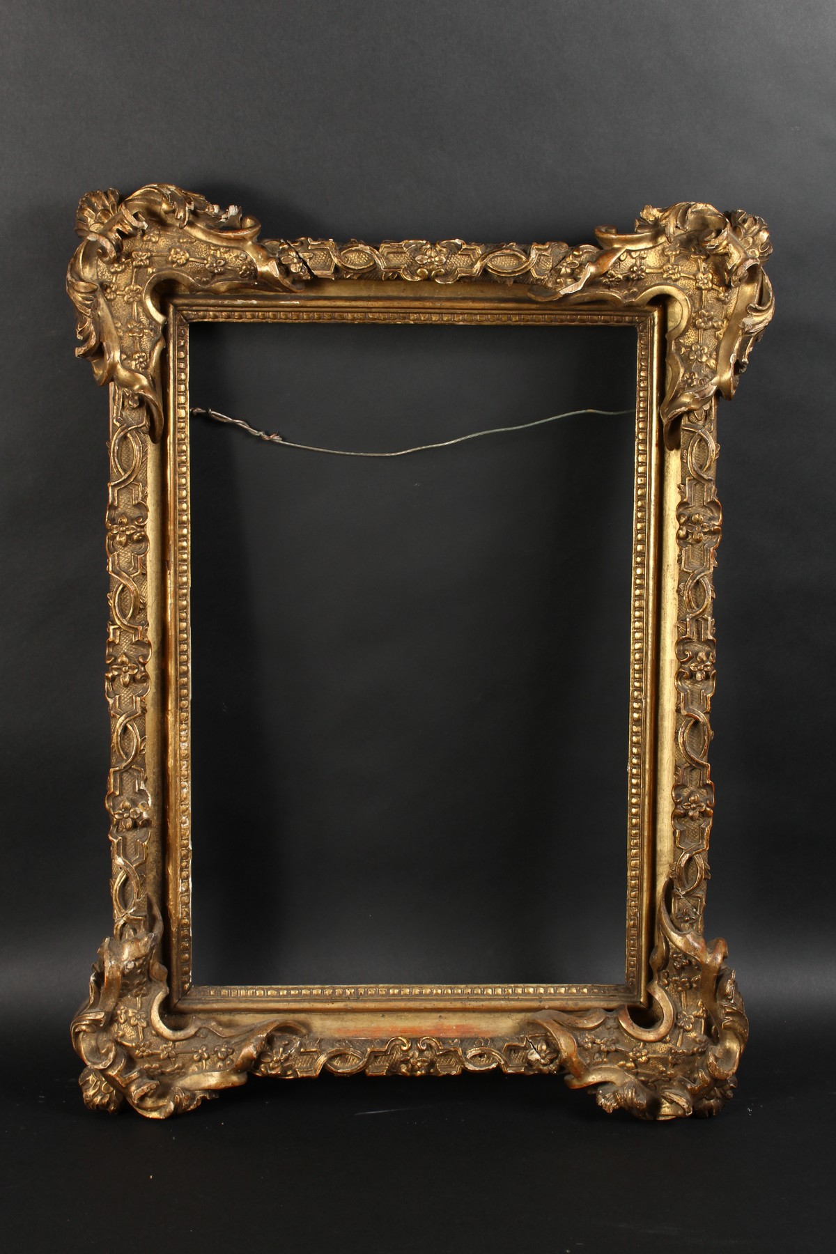 A 19th Century Carved Frame, 20.5" x 14" - 52cm x 35.5cm. (Rebate Size) - Image 2 of 3