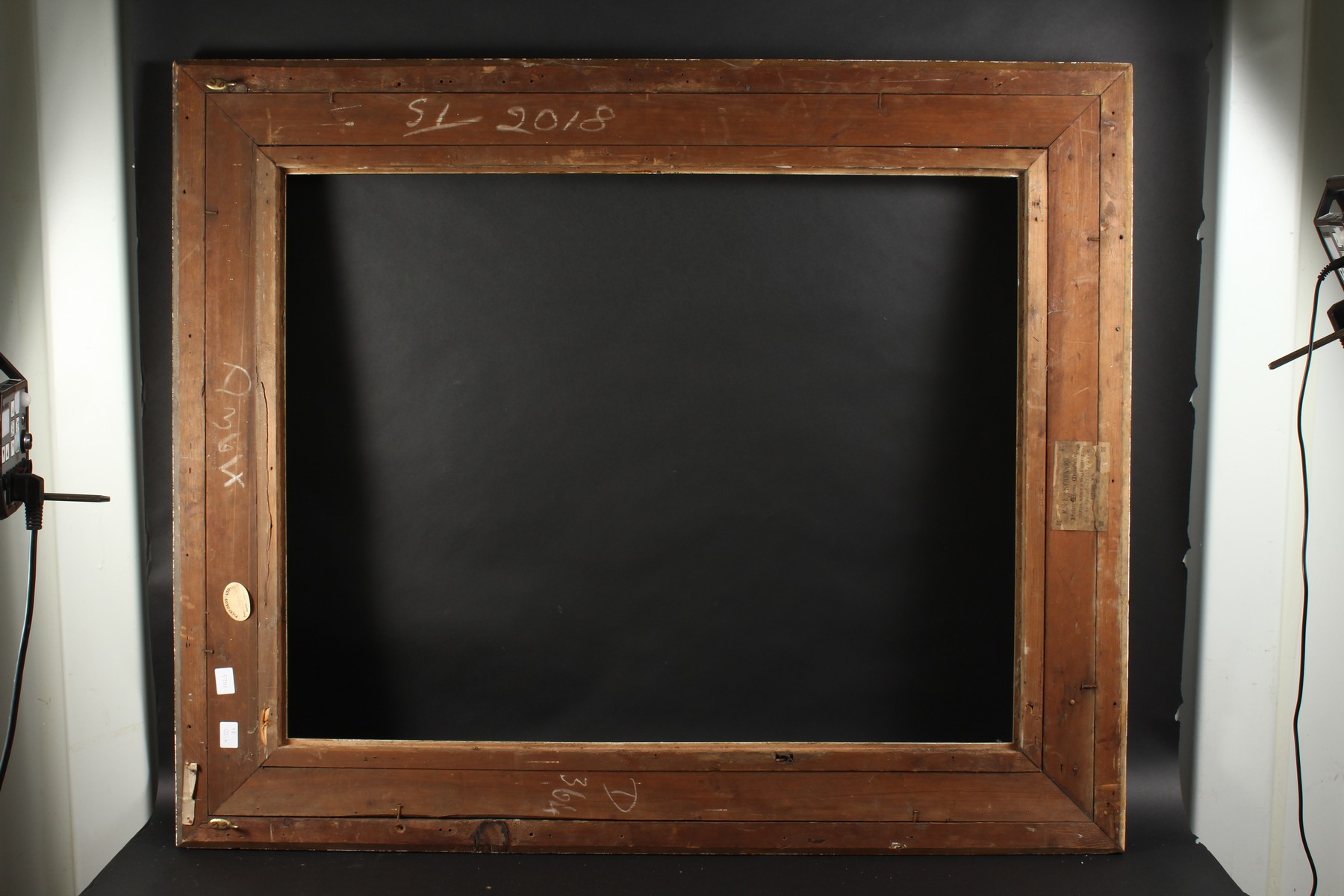 A 19th Century Watts Style Frame, 36" x 28" - 91.5cm x 71cm. (Rebate Size) - Image 3 of 3