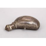 A 19TH CENTURY OMANI OR YEMENI SILVER PERFUME BOTTLE, 9cm