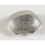 A SILVER CLAM PILL BOX.