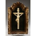 A GOOD 18TH - 19TH CENTURY ITALIAN CARVED IVORY CORPUS CHRISTI. 16ins long, with a velvet