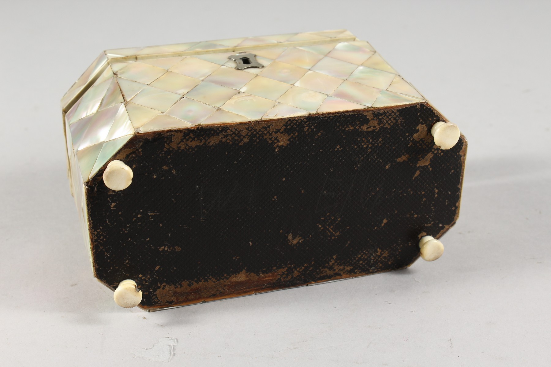 A GOOD MOTHER-OF-PEARL BOX AND COVER on bun feet. 6ins long. - Image 4 of 4