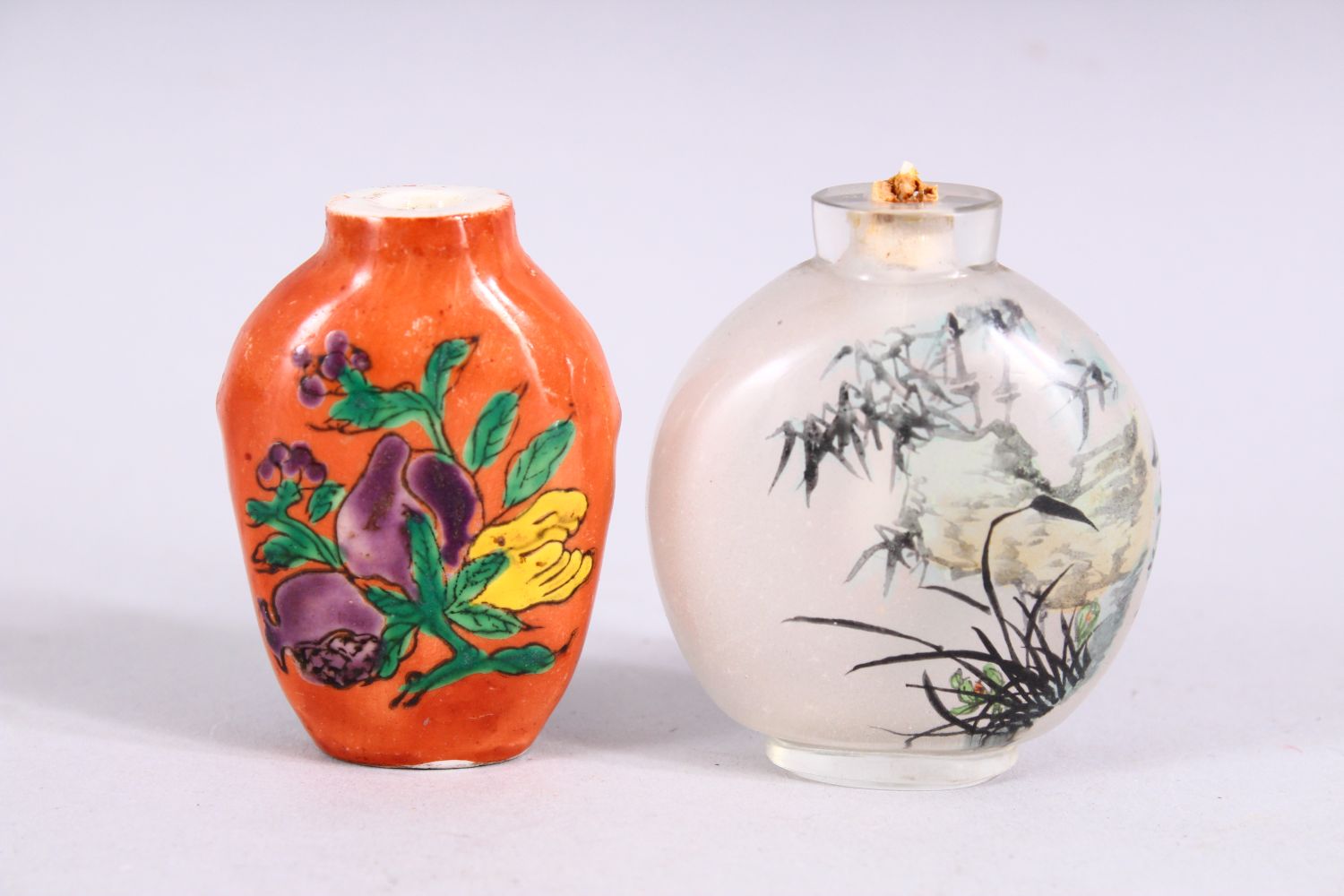 TWO 19TH / 20TH CENTURY CHINESE SNUFF BOTTLES, one porcelain with coral ground and decoration of - Image 3 of 5
