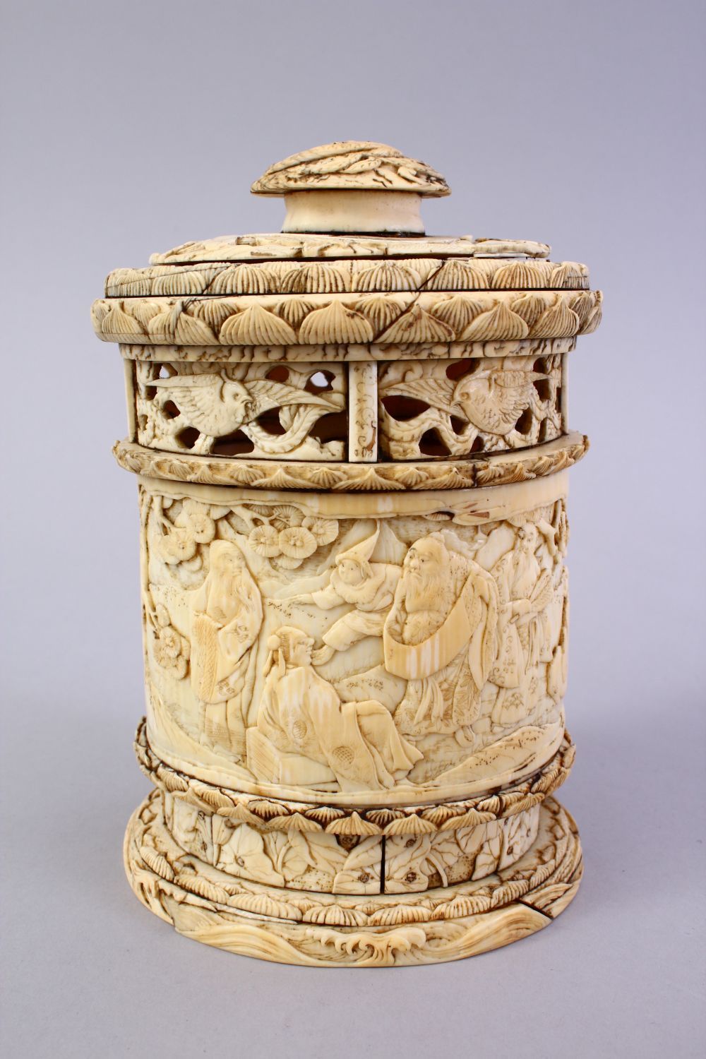 A GOOD QUALITY EARLIER 19TH CENTURY CARVED IVORY IMMORTAL SHRINE, carved in relief to depict - Image 4 of 10