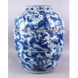 A LARGE CHINESE MING DYNASTY BLUE & WHITE PORCELAIN HUNDRED DEER JAR, the body with fine