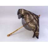 A FINE 19TH CENTURY LADIES PARASOL, with chain-link horn handle - possibly rhino, 60cm long.