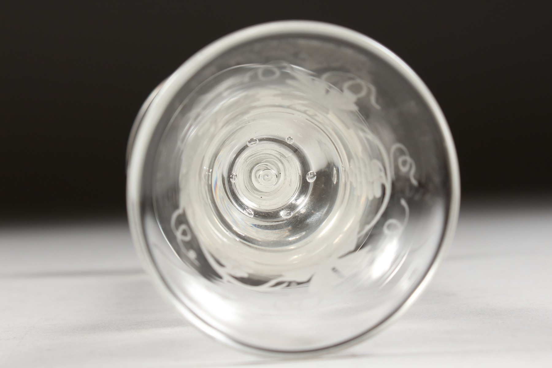 A GEORGIAN WINE GLASS, with inverted bell bowl etched with fruiting vines, with white air twist - Image 8 of 10