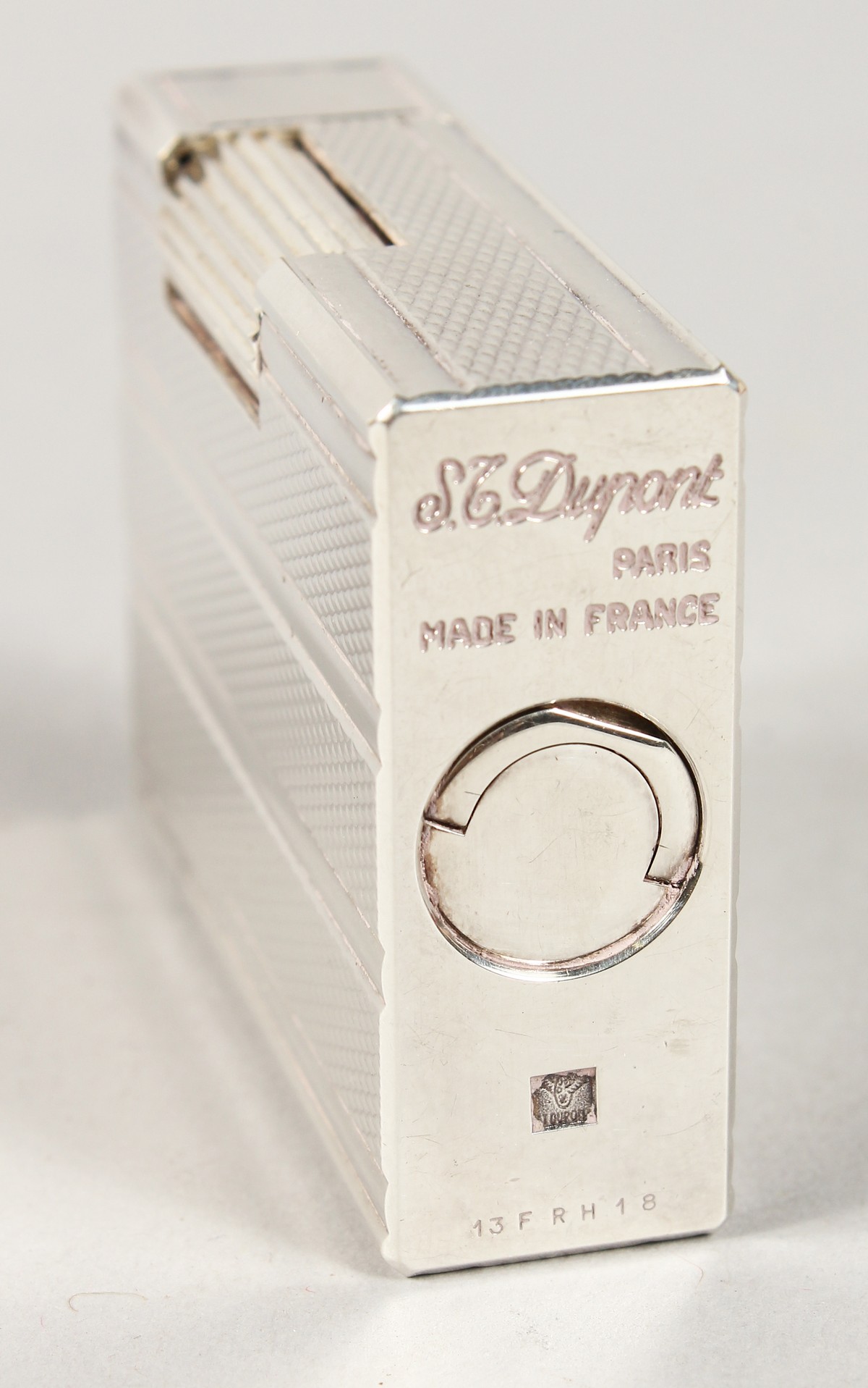 S. T. DUPONT Ligne pocket lighter, in original box with papers. - Image 2 of 8