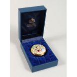 A HALCYON DAYS RITZ SNUFF BOX in blue box.