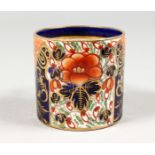 AN EARLY 19TH CENTURY DERBY COFFEE CAN painted with an Imari style pattern, red mark.