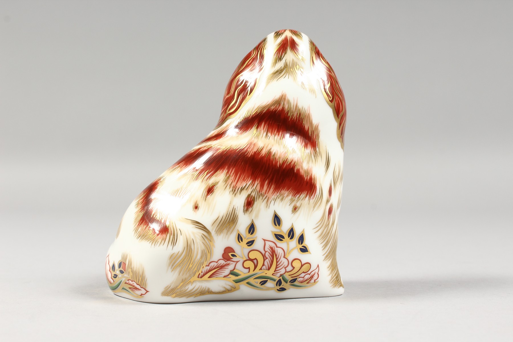 A ROYAL CROWN DERBY PAPERWEIGHT CAVALIER KING CHARLES SPANIEL, gold stopper and box. - Image 3 of 7