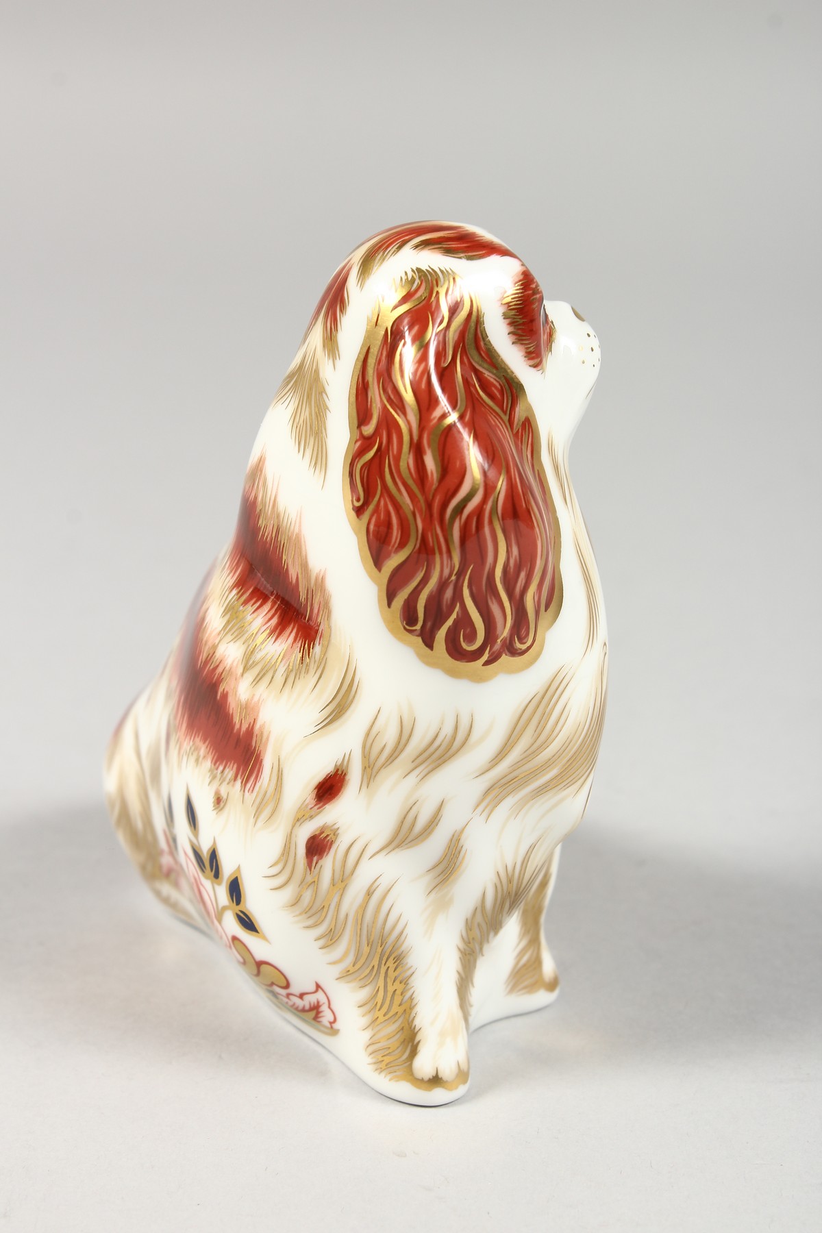 A ROYAL CROWN DERBY PAPERWEIGHT CAVALIER KING CHARLES SPANIEL, gold stopper and box. - Image 2 of 7