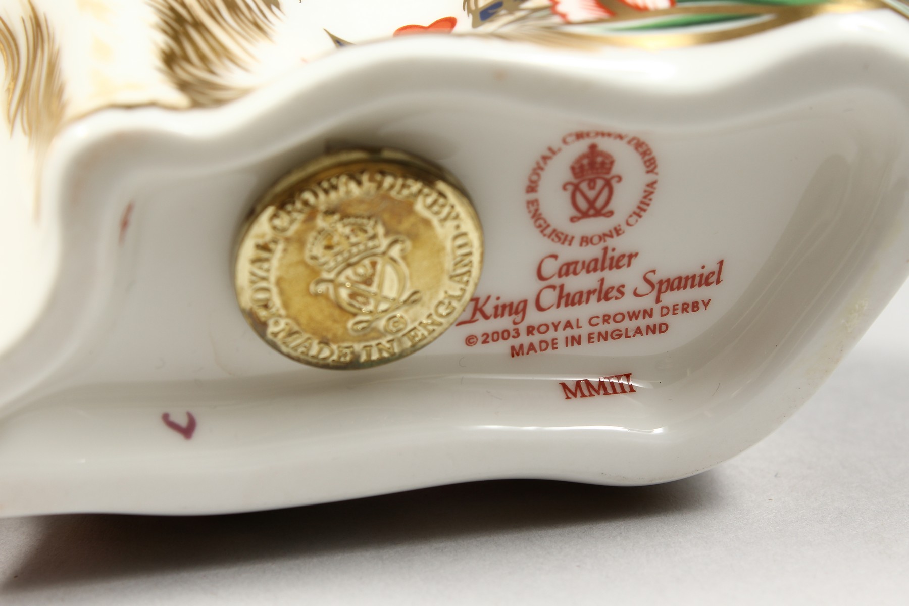 A ROYAL CROWN DERBY PAPERWEIGHT CAVALIER KING CHARLES SPANIEL, gold stopper and box. - Image 5 of 7
