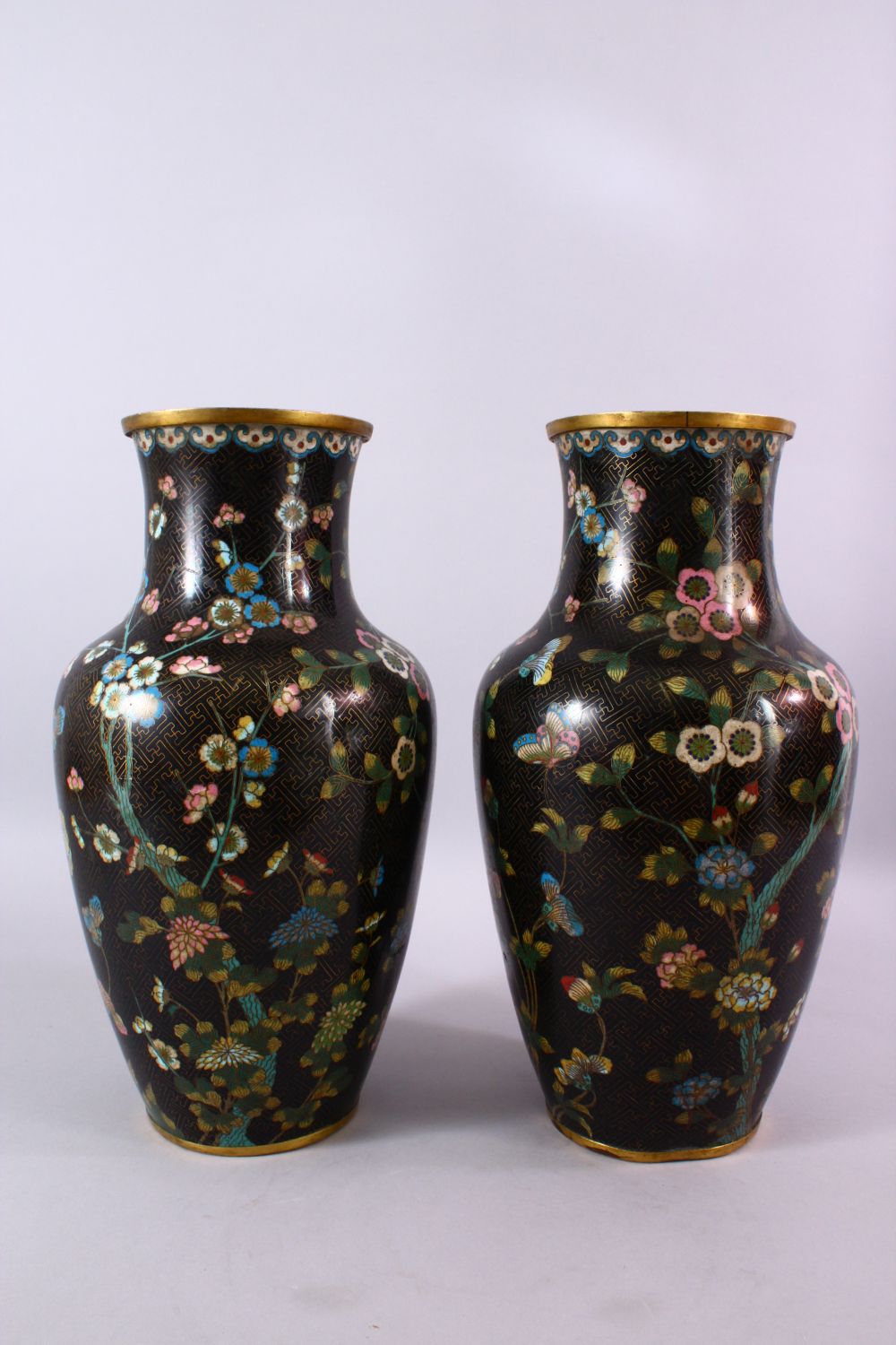 A 19TH / 20TH CENTURY CHINESE CLOISONNE TRIO, consisting of a pair of vases and a planter, decorated - Image 8 of 11