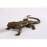 A JAPANESE BRONZE FIGURE OF A LIZARD, 13cm