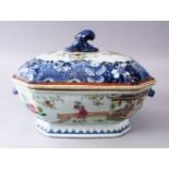 A 18TH / 19TH CENTURY CHINESE BLUE & WHITE FAMILLE ROSE PORCELAIN TUREEN AND COVER, decorated with