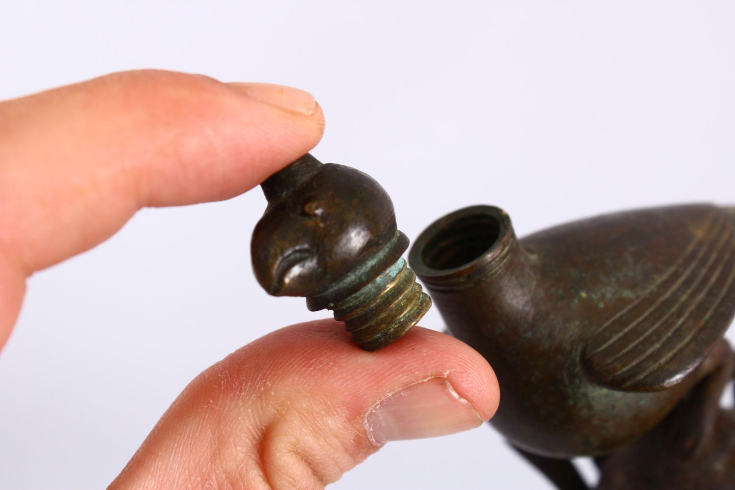 A GOOD 18TH / 19TH CENTURY INDIAN MOGHUL BRONZE BIRD OIL LAMP, 62cm high x 31cm wide. - Image 5 of 5