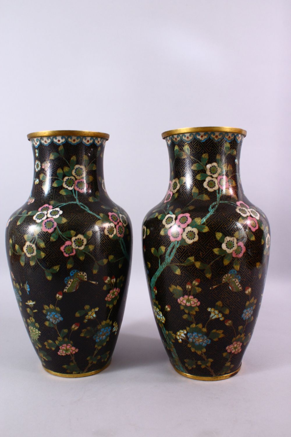 A 19TH / 20TH CENTURY CHINESE CLOISONNE TRIO, consisting of a pair of vases and a planter, decorated - Image 7 of 11