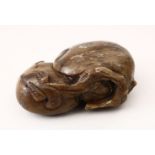 A GOOD 19TH / 20TH CENTURY CHINESE CARVED JADE PEBBLE OF BATS & FRUIT, carved to depict two bats