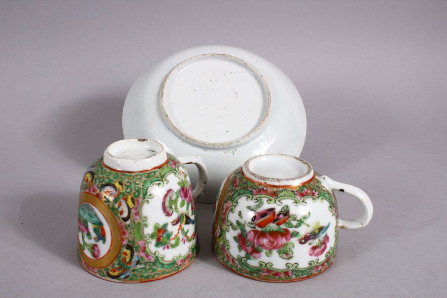 A 19TH CENTURY CHINESE FAMILLE ROSE CANTON CUPS & SAUCER, decorated with panels of birds and flora & - Image 5 of 5