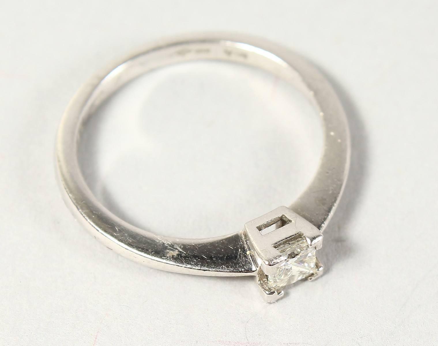 A PLATINUM SET PRINCESS CUT DIAMOND RING of 25 points. - Image 2 of 3