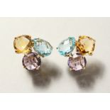 A GOOD PAIR OF AMETHYST, TOPAZ AND CITRINE EARRINGS.