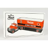 FIRST GEAR 1960 MACK B-61 TROP-ARTIC MOTOR OIL TRACTOR AND TRAILER, 1.34 SCALE. RRP: £70.