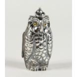 A SILVER PLATED OWL DOUBLE SOVEREIGN CASE.