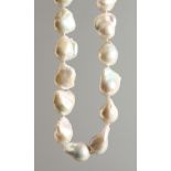 A GOOD BAROQUE PEARL NECKLACE.