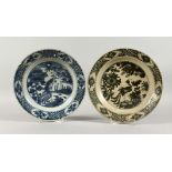 TWO CHINESE WANLI PERIOD BLUE AND WHITE PEACOCK PATTERN SHIPWRECK PLATES. 10ins diameter.