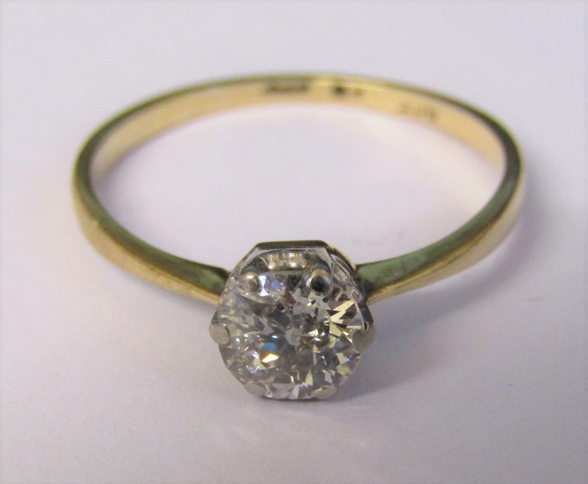 9ct gold diamond solitaire ring 0.55 ct size N/O weight 1.5 g