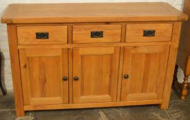 Modern oak sideboard L 140cm Ht 87cm