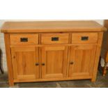 Modern oak sideboard L 140cm Ht 87cm