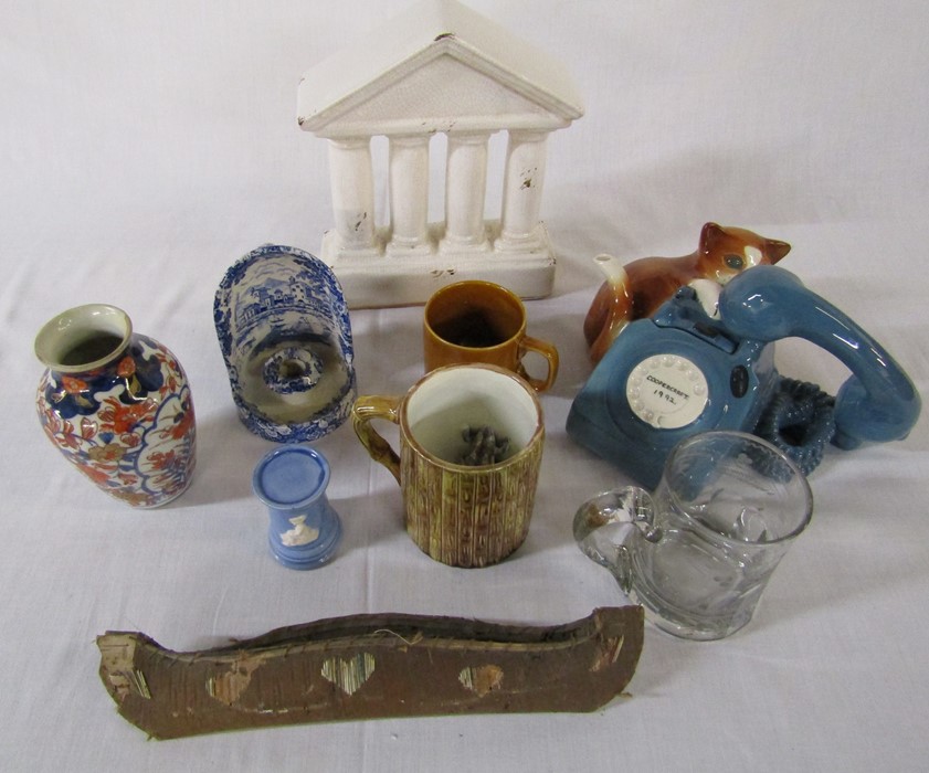 Various ceramics and glassware etc inc Coopercraft cat telephone teapot, frog tankards and Pratts