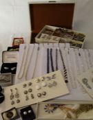 Selection of costume jewellery including RAF sweetheart brooch & Napier