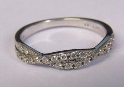 9ct white gold diamond crossover ring 0.22ct total, size N