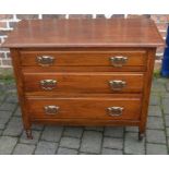 Late Victorian chest of drawers on turned legs