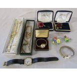 Various costume jewellery inc Coalport and Royal Staffordshire flower brooches / stick pins, pearl