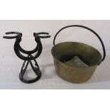 Large jam pan D 36 cm & a horse shoe wine rack H 32 cm