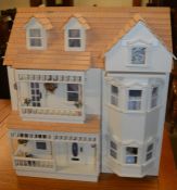 Dolls house with accessories