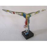 Contemporary drip painted gymnast / acrobat figurine on marble base L 62 cm H 48 cm