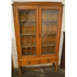 Early 20th century display cabinet with leaded glass panel doors (crack to one pane) Ht 158cm W 93cm