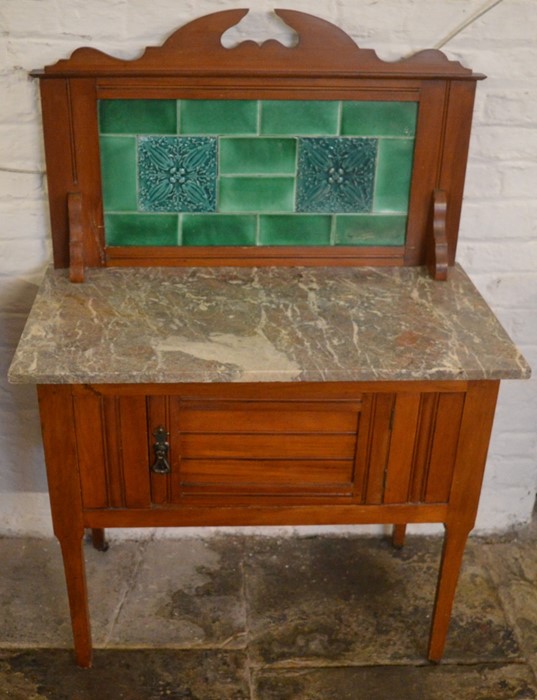 Late Victorian marble top washstand