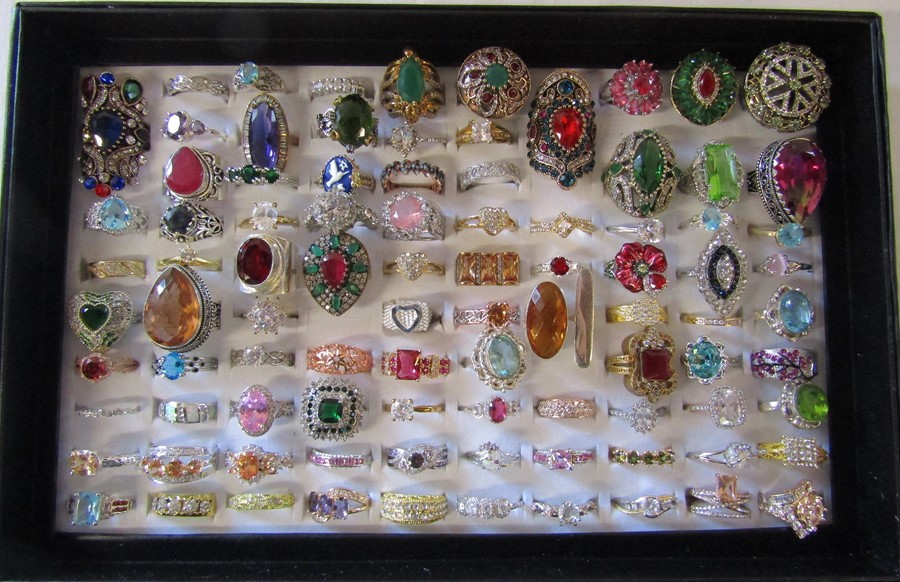 Large jewellery tray containing assorted dress rings mainly silver marked 925 (92)